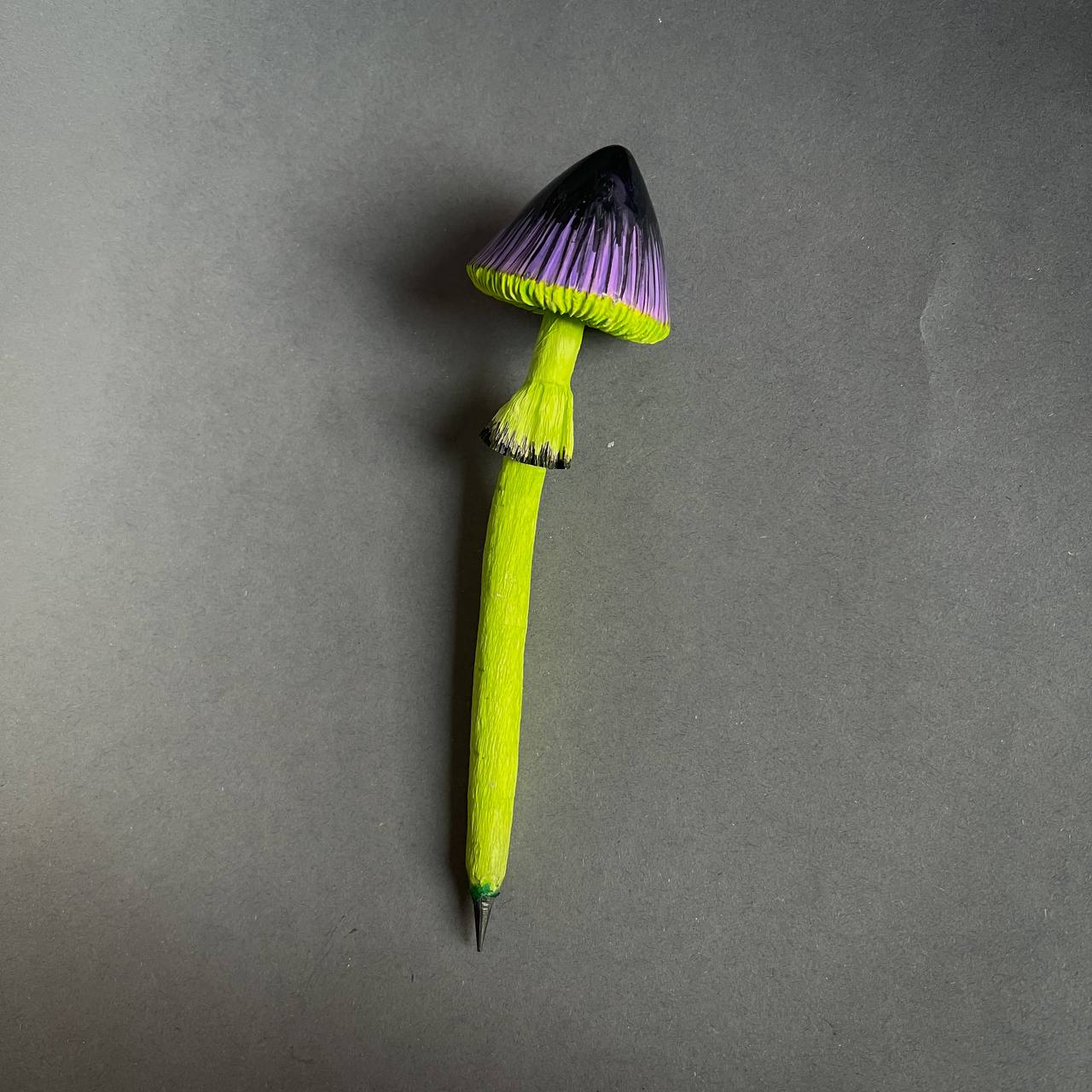 Dark-stemmed mushroom pencil with pink cap – papier-mâché fantasy decor or quirky gift
