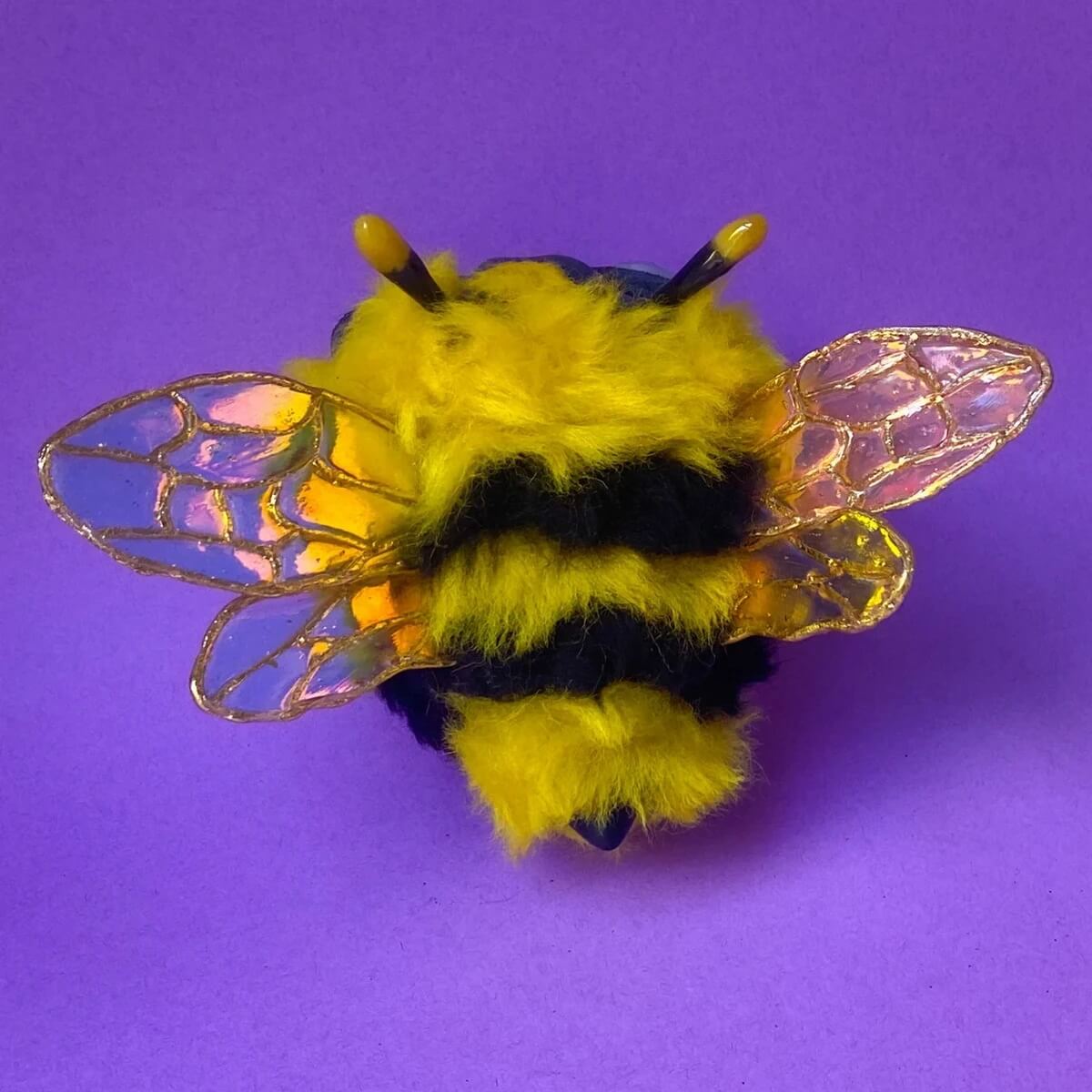 Adorable Fluffy Bee – Mixed Media Papier-Mâché 🐝✨