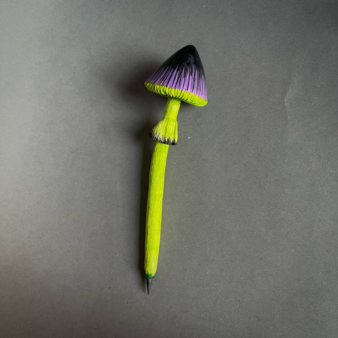 Mushroom Toadstool Pencil green, black (different color, shape and set)